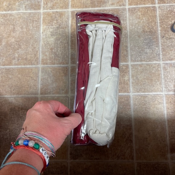 Biltmore Vista Quilt One Bedskirt Queen Red NEW NOS 60”X80” For Your House Belk. - Picture 10 of 13